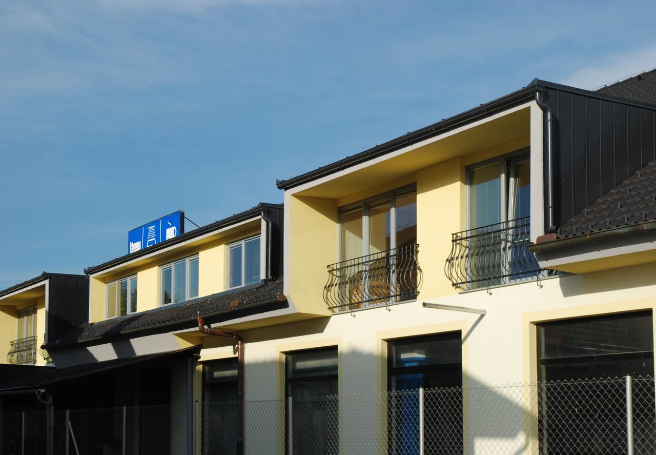 Hostel Novak Novo Mesto Kültér fotó