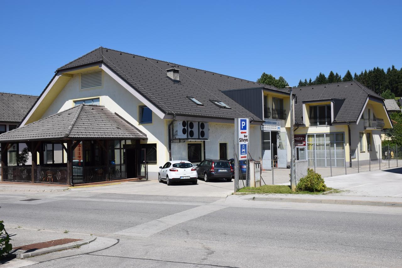 Hostel Novak Novo Mesto Kültér fotó