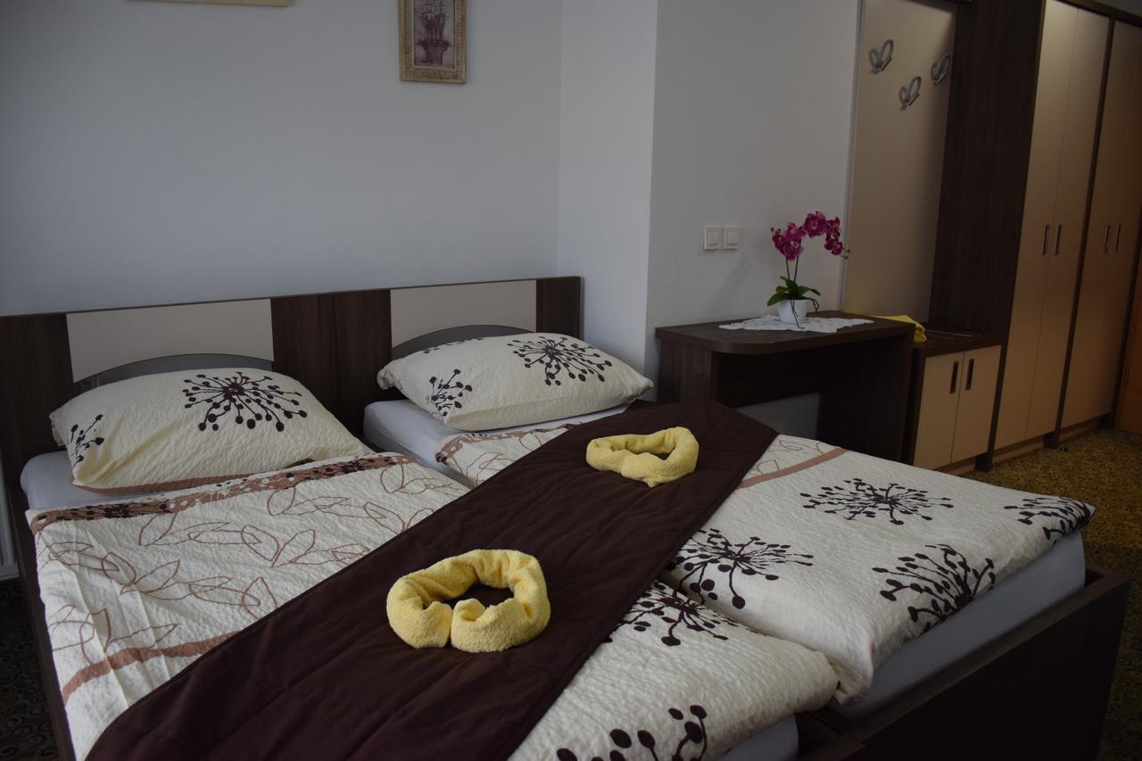 Hostel Novak Novo Mesto Kültér fotó
